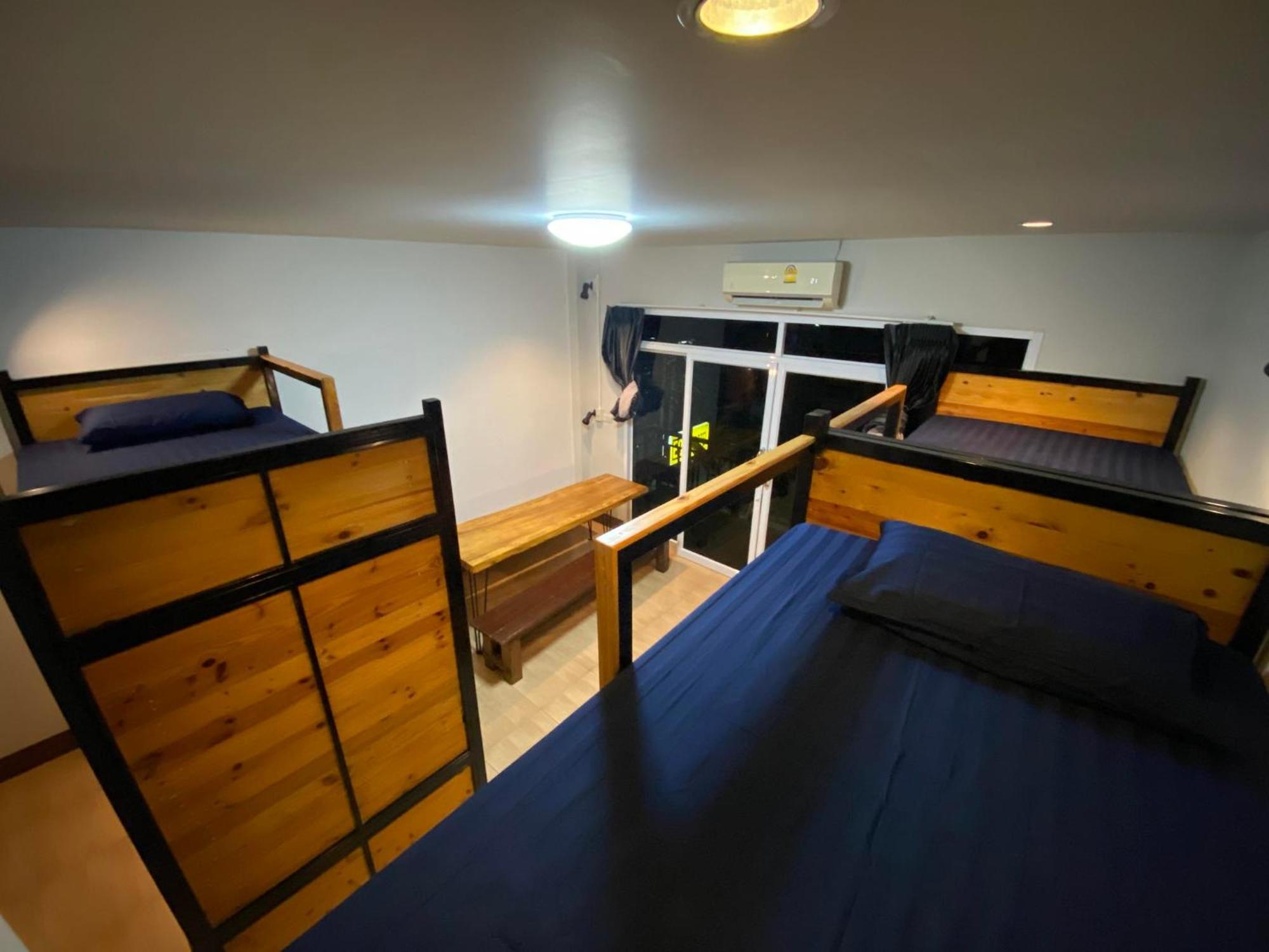 Eq Hostel Thong Sala Luaran gambar